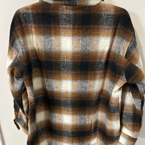 Members Mark Shacket - Picture 2 of 3